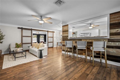 Villa ou maison à vendre à Saint Petersburg, Floride: 3 chambres, 150.41 m2 № 2359215 - photo 6