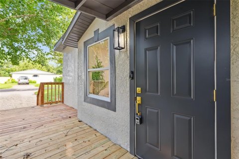 House in Tampa, Florida 3 bedrooms, 104.61 sq.m. № 2315008 - photo 4