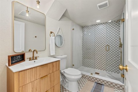 House in Tampa, Florida 3 bedrooms, 104.61 sq.m. № 2315008 - photo 28