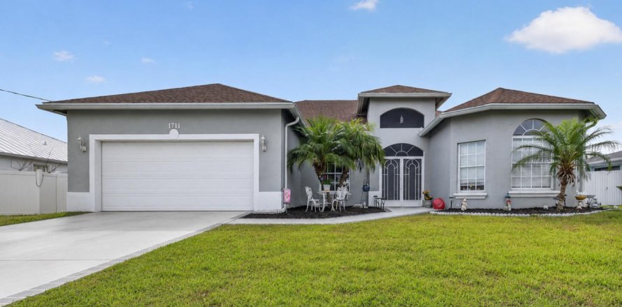Villa ou maison à Port St. Lucie, Floride 3 chambres, 183.3 m2 № 2083388