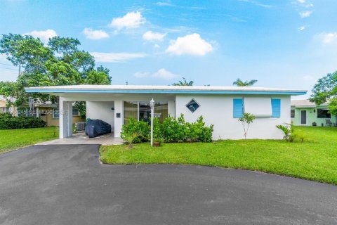 Villa ou maison à Hollywood, Floride 2 chambres, 102.01 m2 № 2027978