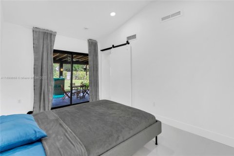 Casa en alquiler en Miami Shores, Florida, 3 dormitorios, 104.42 m2 № 1951938 - foto 16