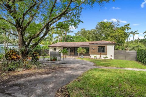 Casa en alquiler en Miami Shores, Florida, 3 dormitorios, 104.42 m2 № 1951938 - foto 2