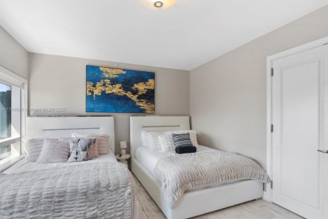 Condo in Miami, Florida, 2 bedrooms  № 1714169 - photo 19