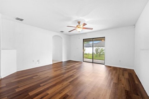 House in Riverview, Florida 4 bedrooms, 175.03 sq.m. № 2222715 - photo 13