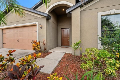 House in Riverview, Florida 4 bedrooms, 175.03 sq.m. № 2222715 - photo 4