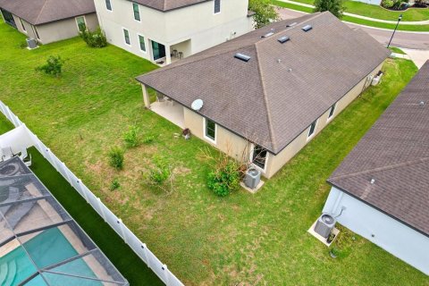 House in Riverview, Florida 4 bedrooms, 175.03 sq.m. № 2222715 - photo 30