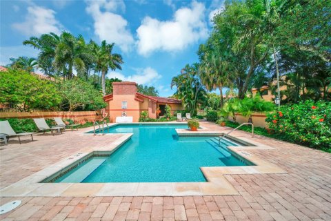 Townhouse in Fort Lauderdale, Florida 4 bedrooms, 130.16 sq.m. № 1142373 - photo 1
