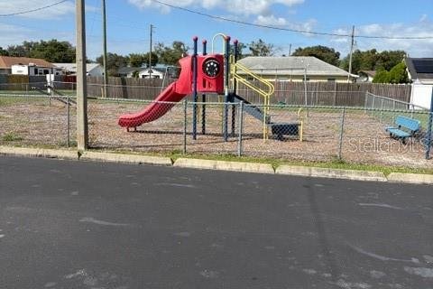 Villa ou maison à vendre à Kissimmee, Floride: 3 chambres, 134.52 m2 № 2415386 - photo 24