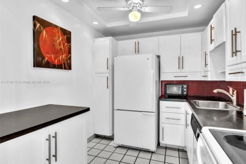 Condominio en venta en Aventura, Florida, 2 dormitorios, 92.53 m2 № 1919991 - foto 26