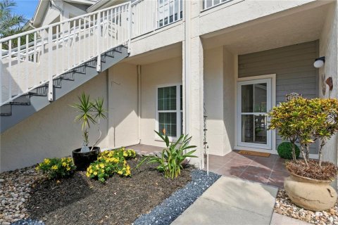Condo in Largo, Florida, 2 bedrooms  № 2428749 - photo 6