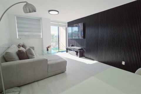 Copropriété à vendre à North Miami Beach, Floride: 2 chambres, 96.71 m2 № 1735989 - photo 14