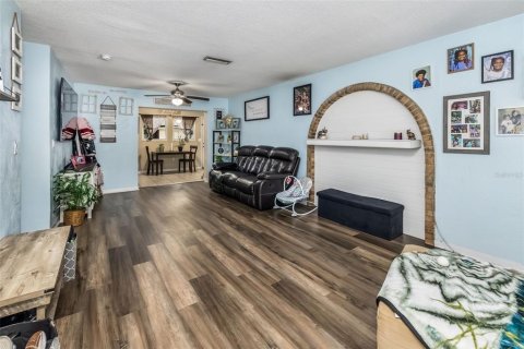 House in Daytona Beach, Florida 3 bedrooms, 138.15 sq.m. № 2156781 - photo 11