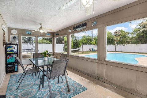 House in Daytona Beach, Florida 3 bedrooms, 138.15 sq.m. № 2156781 - photo 23