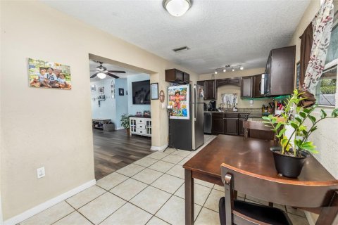 House in Daytona Beach, Florida 3 bedrooms, 138.15 sq.m. № 2156781 - photo 14