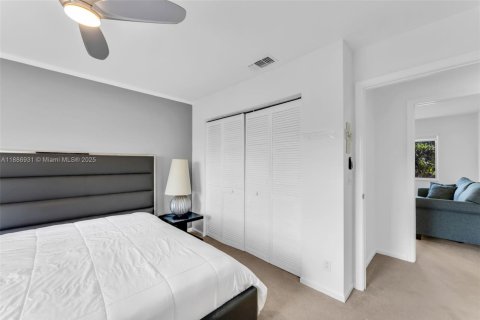 Casa en alquiler en Weston, Florida, 5 dormitorios, 308.25 m2 № 1932893 - foto 7