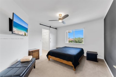 Casa en alquiler en Weston, Florida, 5 dormitorios, 308.25 m2 № 1932893 - foto 16