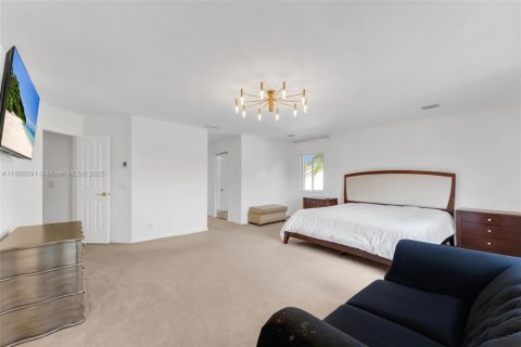 Casa en alquiler en Weston, Florida, 5 dormitorios, 308.25 m2 № 1932893 - foto 10