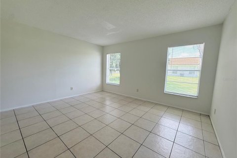 Casa en alquiler en Orlando, Florida, 2 dormitorios, 116.5 m2 № 2238769 - foto 17