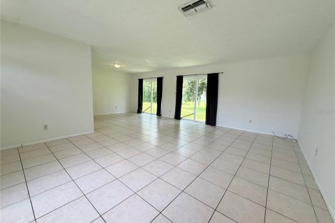 Casa en alquiler en Orlando, Florida, 2 dormitorios, 116.5 m2 № 2238769 - foto 13