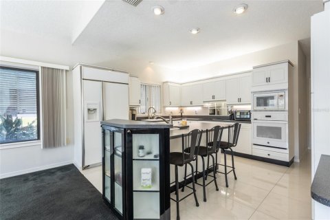 House in Palm Coast, Florida 4 bedrooms, 243.96 sq.m. № 1884152 - photo 6