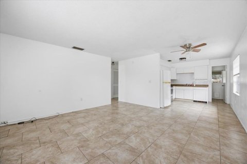 Appartement à louer à Lakeland, Floride: 2 chambres, 96.99 m2 № 2410232 - photo 3