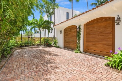Villa ou maison à vendre à Miami Beach, Floride: 4 chambres, 469.34 m2 № 1962764 - photo 4