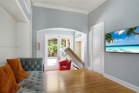 Villa ou maison à vendre à Miami Beach, Floride: 4 chambres, 469.34 m2 № 1962764 - photo 21