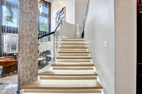 Купить виллу или дом в Дейви, Флорида 5 спален, 439.61м2, № 2005056 - фото 9