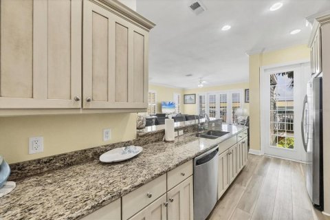 Touwnhouse à vendre à Placida, Floride: 4 chambres, 200.67 m2 № 2427110 - photo 13