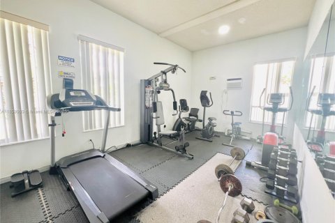 Condominio en venta en North Lauderdale, Florida, 1 dormitorio, 77.11 m2 № 1979384 - foto 25