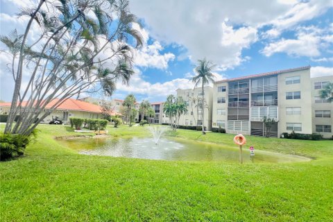 Condominio en venta en North Lauderdale, Florida, 1 dormitorio, 77.11 m2 № 1979384 - foto 21