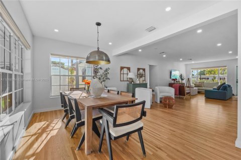 Снять в аренду виллу или дом в Уэст -Майами, Флорида 3 спальни, 155.7м2, № 1941084 - фото 12