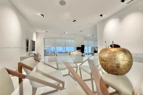 Villa ou maison à vendre à Doral, Floride: 5 chambres, 305.83 m2 № 2047225 - photo 26