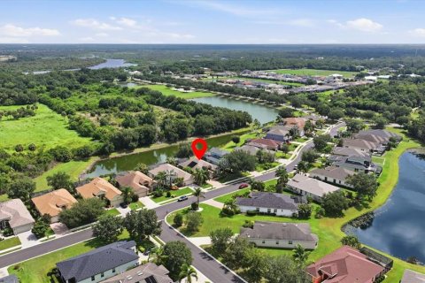 House in Bradenton, Florida 3 bedrooms, 211.45 sq.m. № 2258488 - photo 4