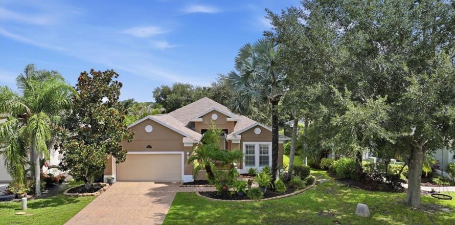House in Bradenton, Florida 3 bedrooms, 211.45 sq.m. № 2258488