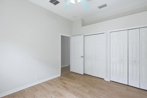 House in Bradenton, Florida 3 bedrooms, 211.45 sq.m. № 2258488 - photo 25