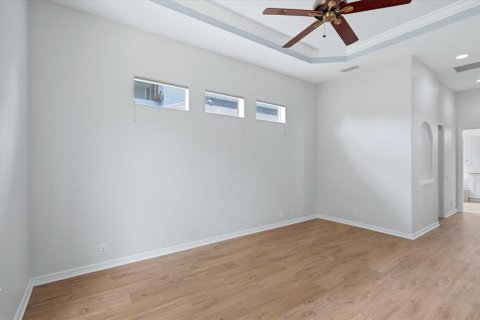 House in Bradenton, Florida 3 bedrooms, 211.45 sq.m. № 2258488 - photo 17