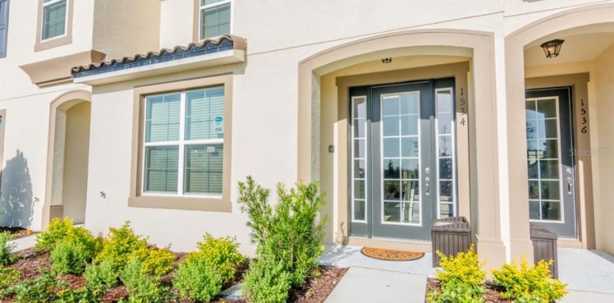 Touwnhouse à SOLARA RESORT à Kissimmee, Floride 4 chambres, 194.17 m2 № 1762269