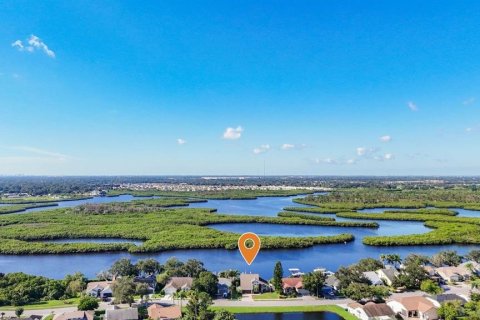 Villa ou maison à vendre à Bradenton, Floride: 4 chambres, 201.6 m2 № 2416684 - photo 2