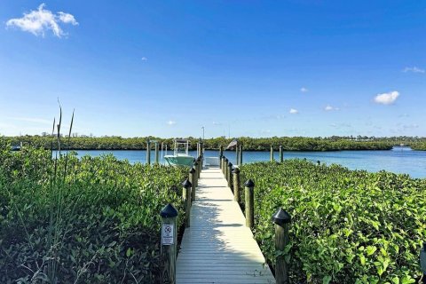 Villa ou maison à vendre à Bradenton, Floride: 4 chambres, 201.6 m2 № 2416684 - photo 8