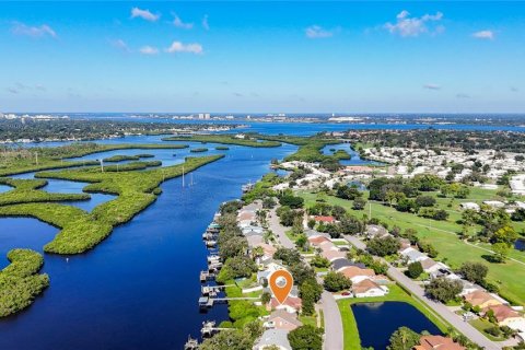 Villa ou maison à Bradenton, Floride 4 chambres, 201.6 m2 № 2416684