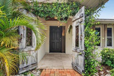 Villa ou maison à vendre à Tarpon Springs, Floride: 3 chambres, 198.35 m2 № 2279922 - photo 4