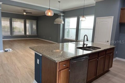Casa en venta en Clermont, Florida, 3 dormitorios, 182.83 m2 № 2383450 - foto 3