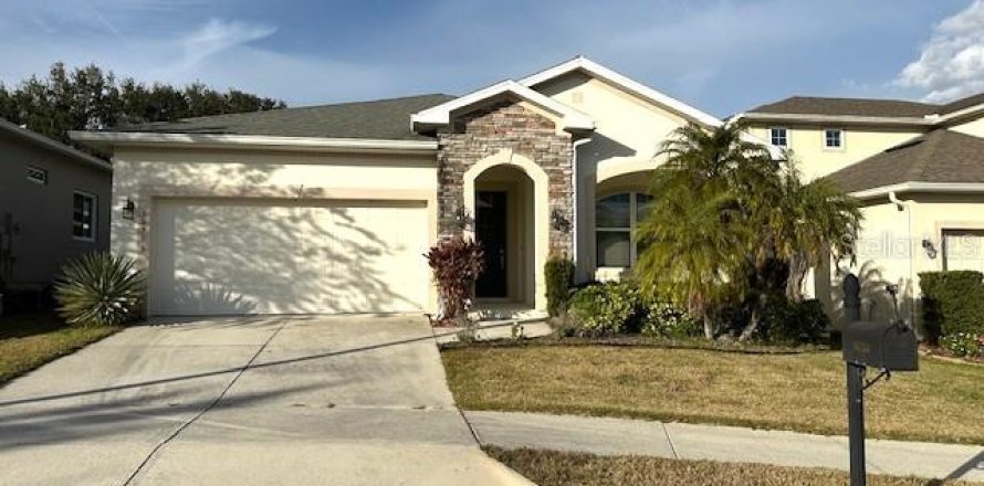 Casa en Clermont, Florida 3 dormitorios, 182.83 m2 № 2383450