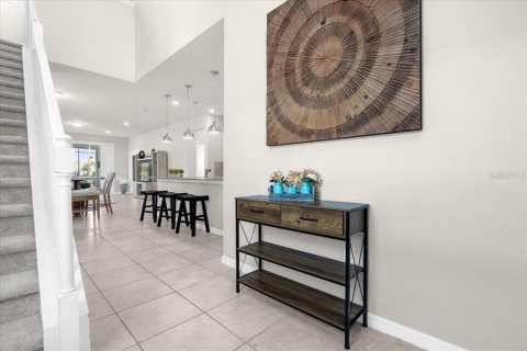 House in Davenport, Florida 6 bedrooms, 289.58 sq.m. № 2108695 - photo 3