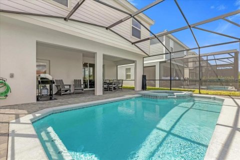 House in Davenport, Florida 6 bedrooms, 289.58 sq.m. № 2108695 - photo 15