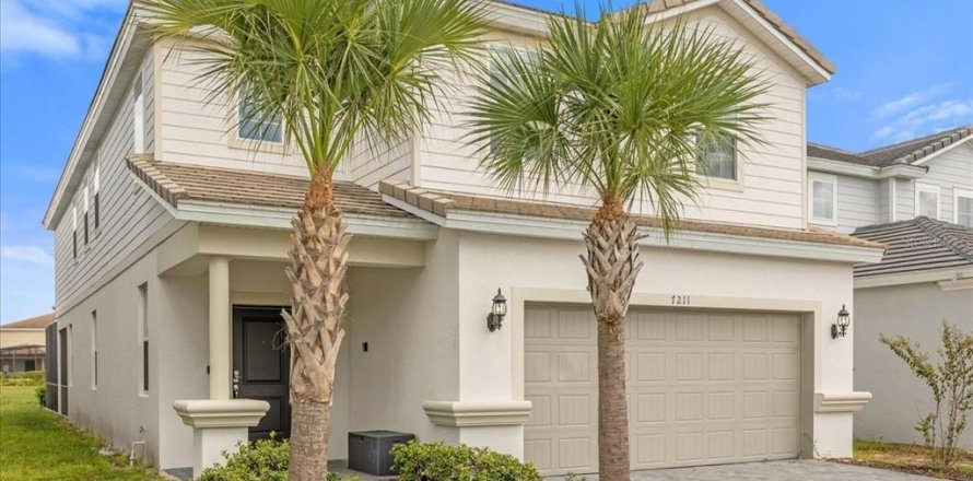 House in Davenport, Florida 6 bedrooms, 289.58 sq.m. № 2108695