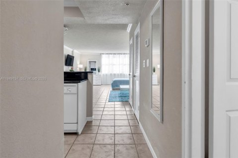 Снять в аренду кондоминиум в Холливуд, Флорида 54.81м2, № 2004901 - фото 15