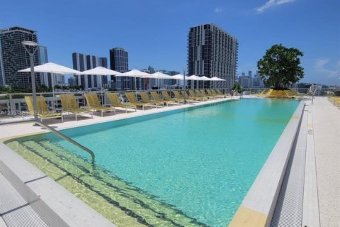 Condo in Miami, Florida, 1 bedroom  № 2180813 - photo 21